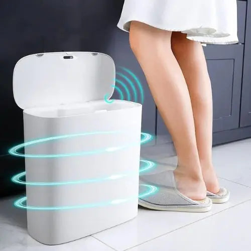 Best Automatic Trash Bins UK 2026 — Motion Sensor Bins That Actually Make Life Easier