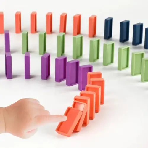 Automatic Domino Train - Outsmart